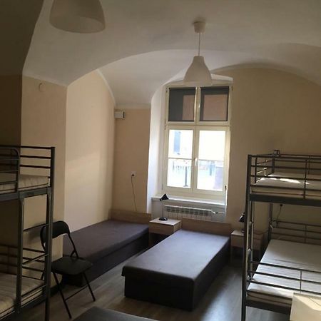 Hostel Staromiejski Gniezno Bagian luar foto