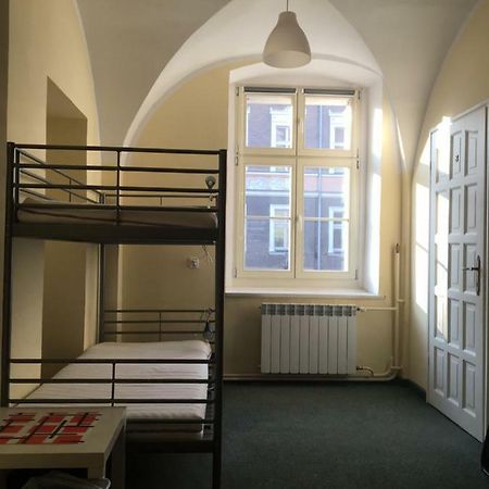 Hostel Staromiejski Gniezno Bagian luar foto